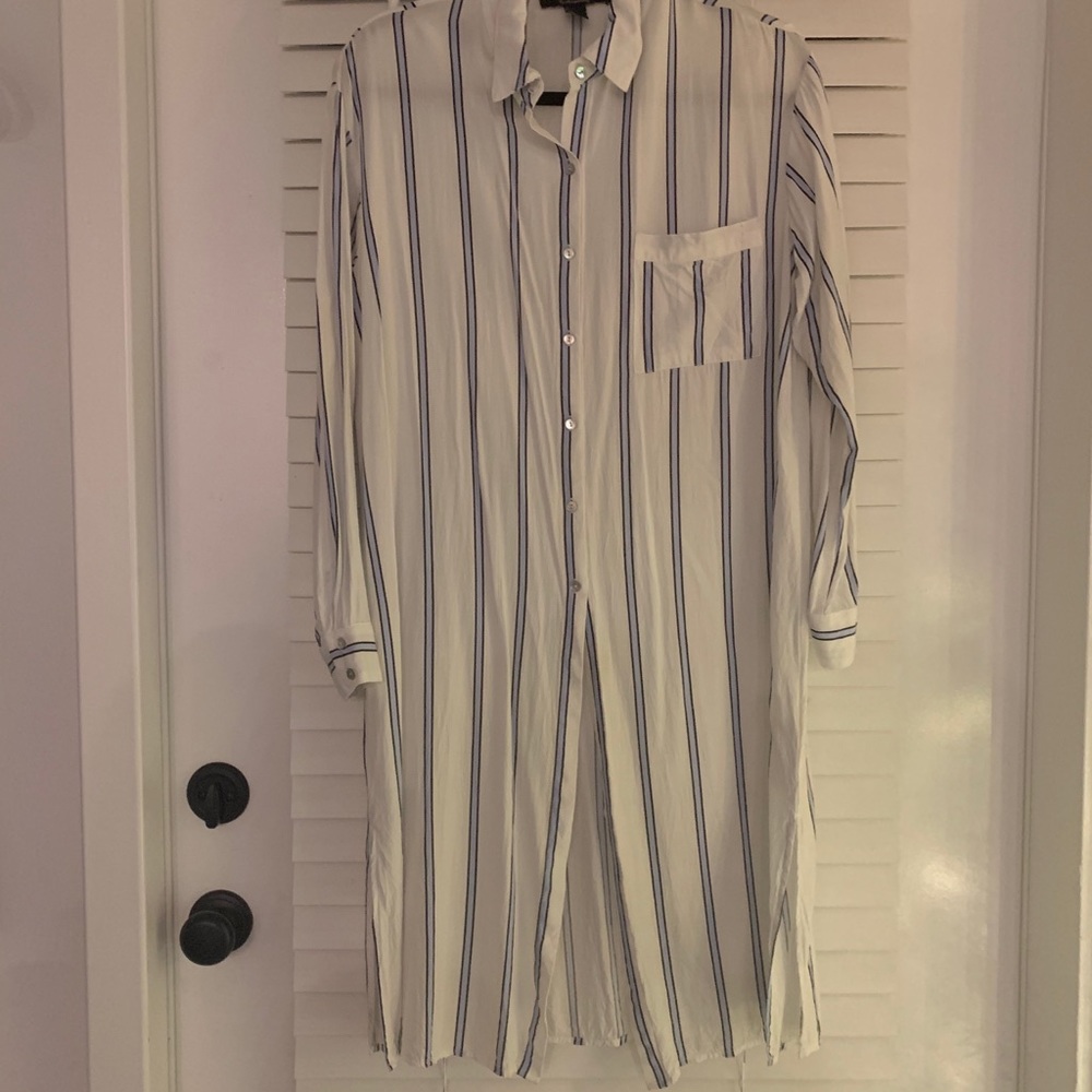 Long button down - Picture 5 of 7